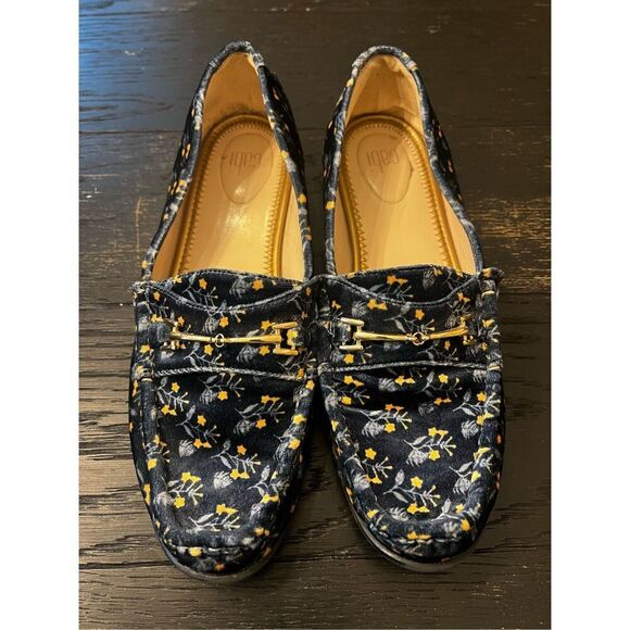 CAbi Carnaby Blue Velvet Floral Preppy Loafers sz 7.5 EUC - Picture 3 of 7